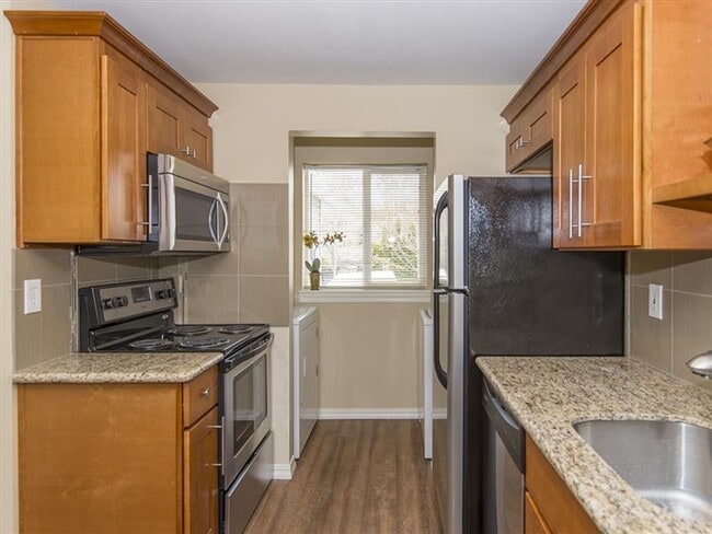 Building Photo - 17685 NW Concordia Ct