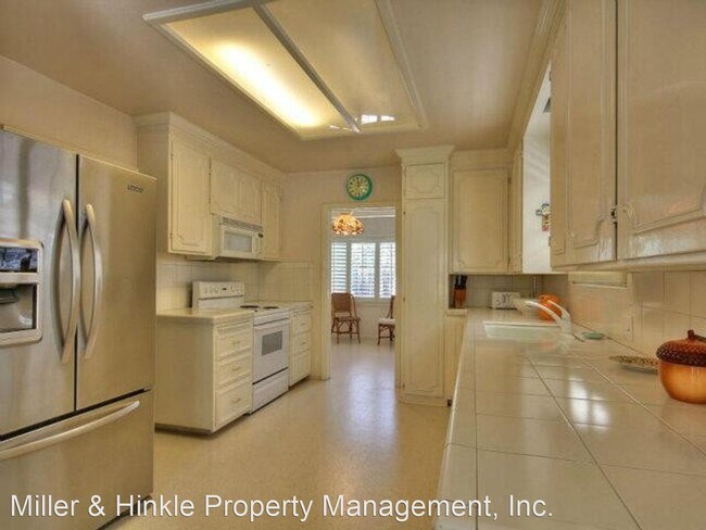 Building Photo - 3 br, 2 bath House - 1901 University Avenue