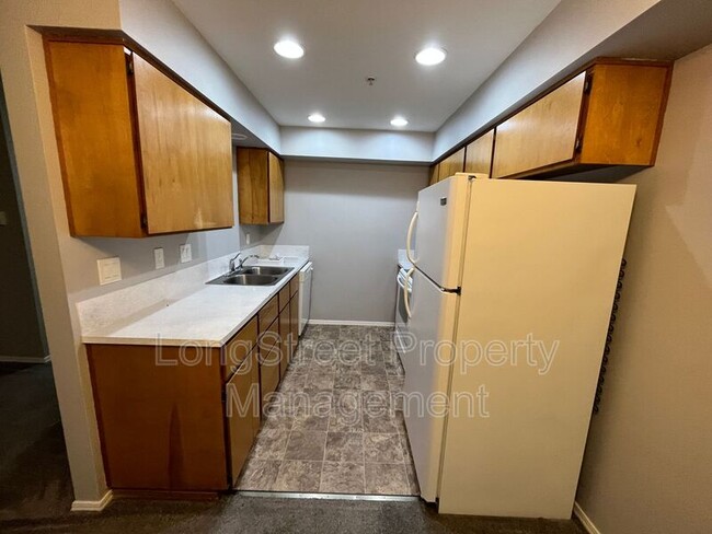 Foto del edificio - 8324 SE Rhine St