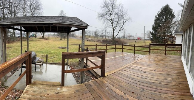 Building Photo - 2346 State Rte 37 E