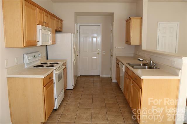 Foto del edificio - 8115 Kincaid Ct