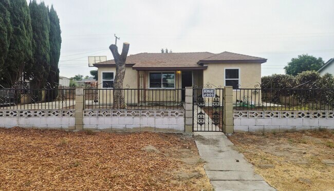 Foto del edificio - 9943 Catawba Ave