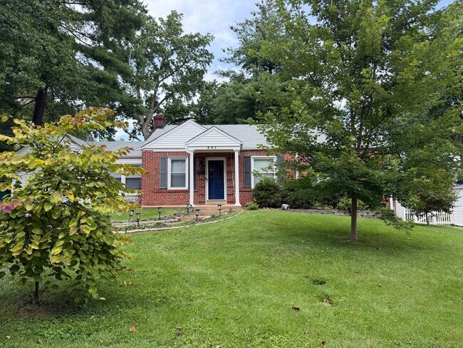 Foto del edificio - 421 Cannonbury Dr