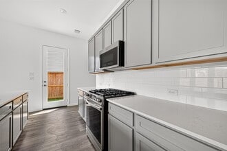Building Photo - 5607 Foggy Vine Ct