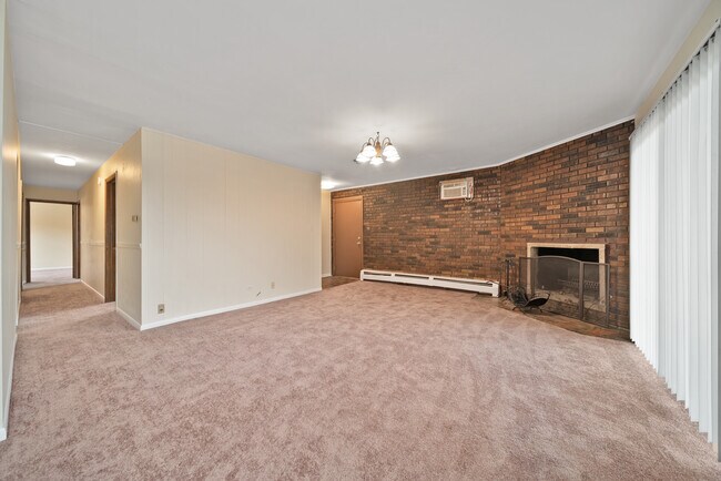 Living Room - 8100 W 95th St