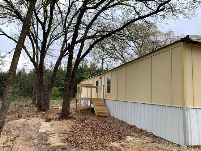 Building Photo - 26 Smith Dr