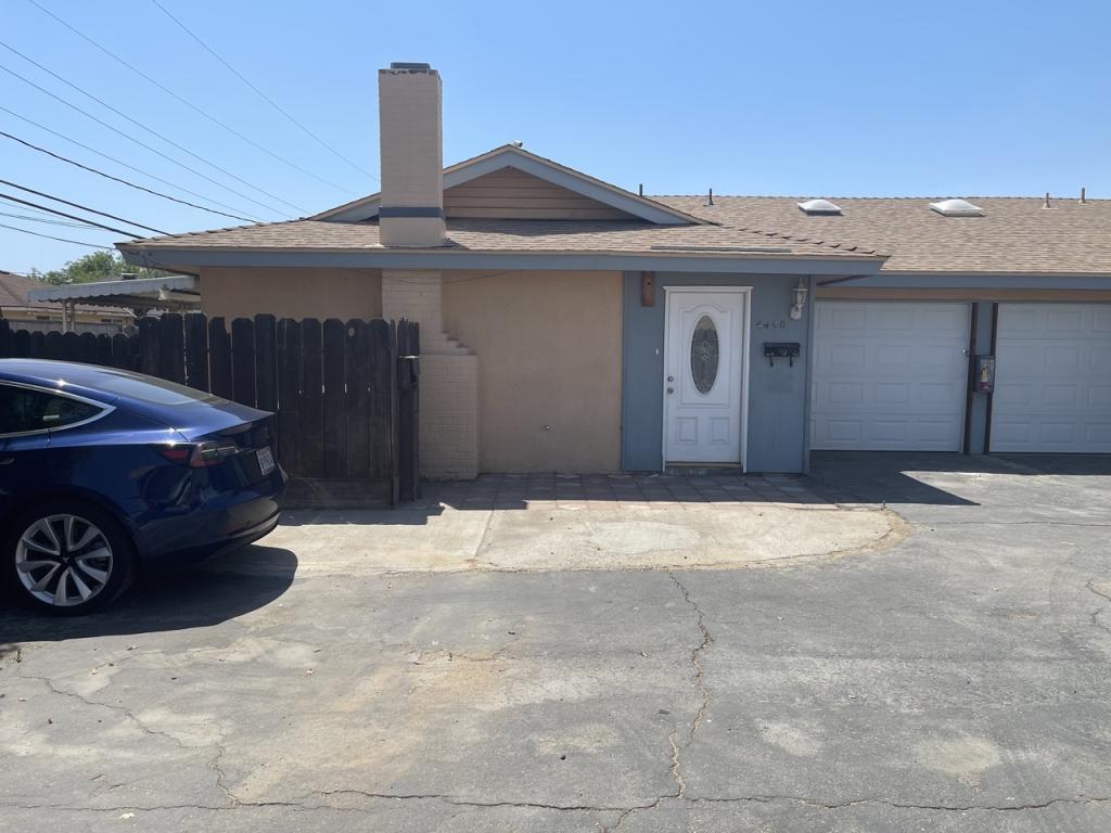 Foto principal - 4440 E Dakota Ave