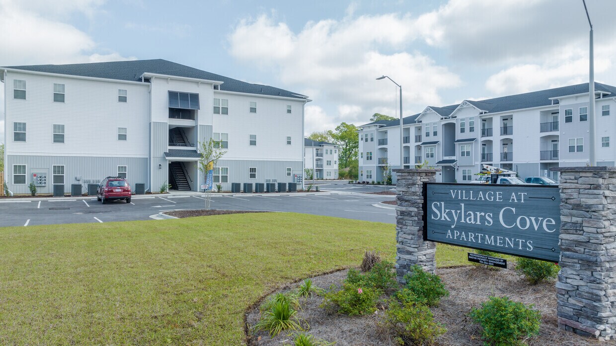 Village at Skylars Cove Apartments in Leland, NC