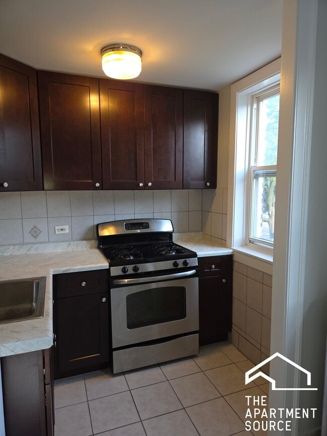 Photo - 7460 N Ashland Blvd Apartment