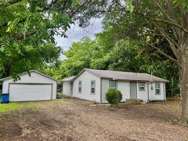 Foto del edificio - 728 Hilltop Cir