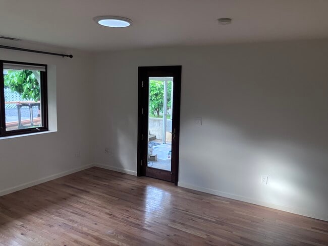 Foto del edificio - 21260 Almaden Rd