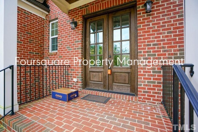 Foto del edificio - 1104 Hobson Ct