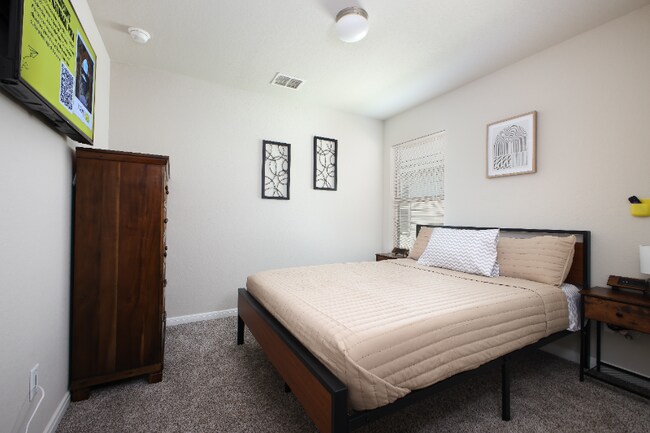 Foto del edificio - 5019 Topaz Bnd