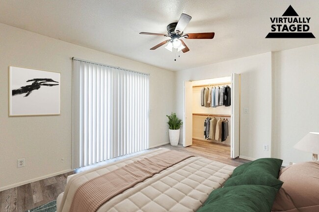 Interior Photo - *1/2 OFF OF YOUR 1ST FULL MONTHS RENT* Dis...