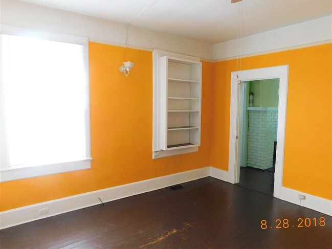 Building Photo - 1016 Laurens St