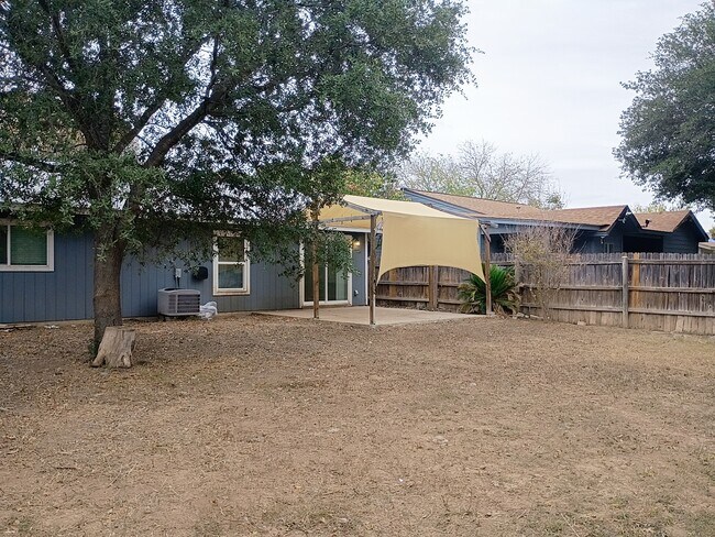 Foto del edificio - 9742 Hidden Rock