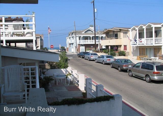 Foto del edificio - 4 br, 2 bath House - 118.5 43rd St.