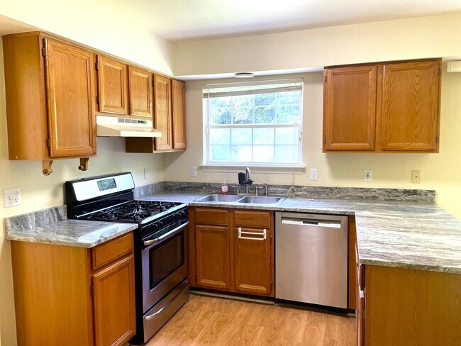 Foto del edificio - 3048 Turnberry Ln