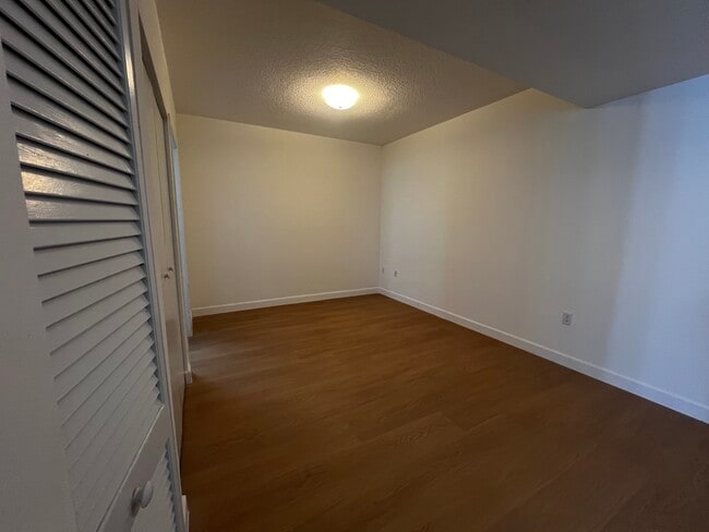 Foto del edificio - 104 NE 22nd St