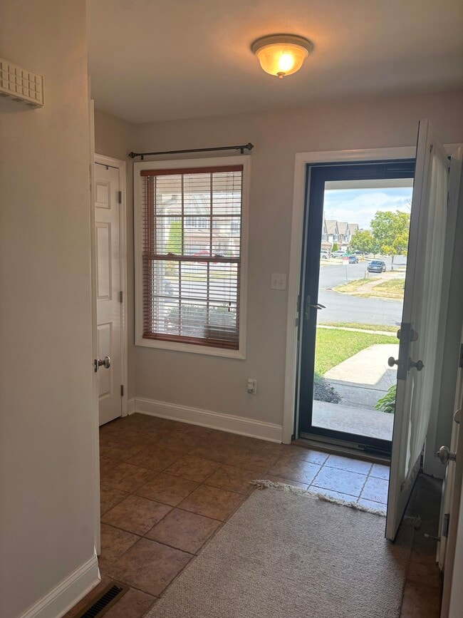 Building Photo - 1459 Mohr Cir