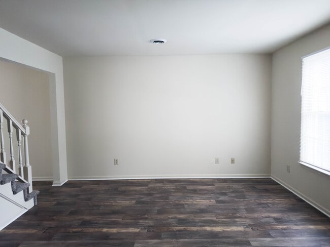 Building Photo - 126 S Court St