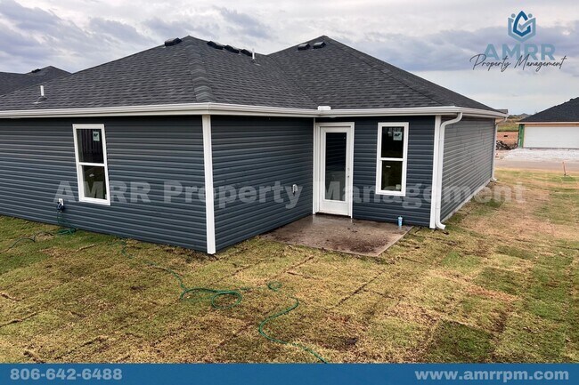 Foto del edificio - Cozy 3-Bedroom Home – Perfect for Modern Living! HALF OFF FIRST MONTH'S RENT W/ 18 MONTH LEASAE!