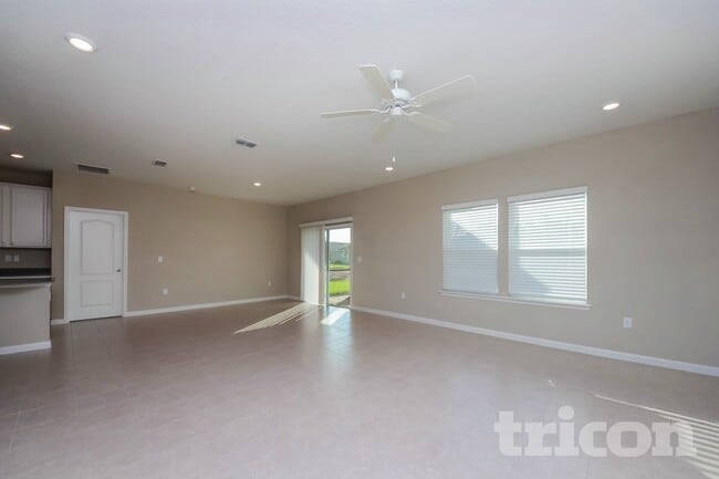 Foto del edificio - 10212 Powell Creek Ct