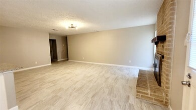 Building Photo - 16818 Dutch Ridge Dr