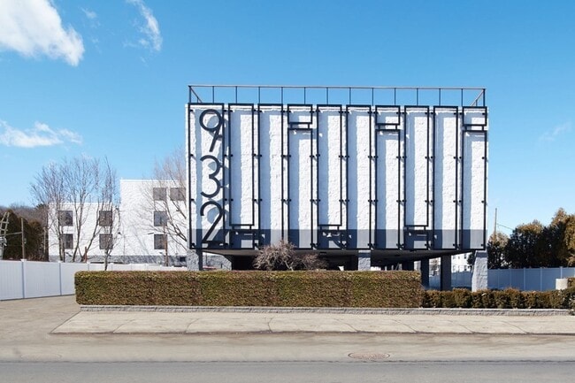 Foto del edificio - 932 Broadway