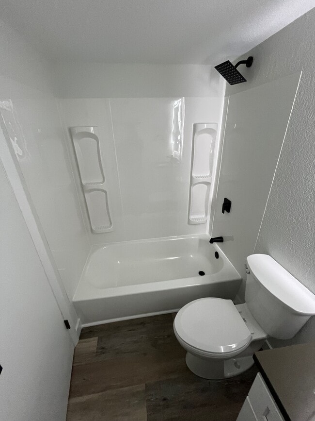 Foto del edificio - 2714 Center St