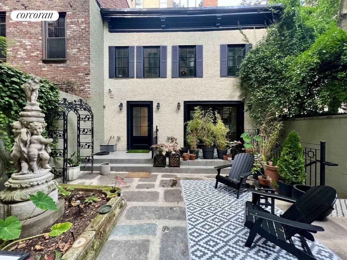 Primary Photo - 405 W 45th St