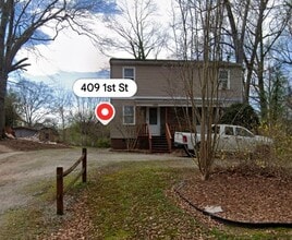 Building Photo - 409 1st St