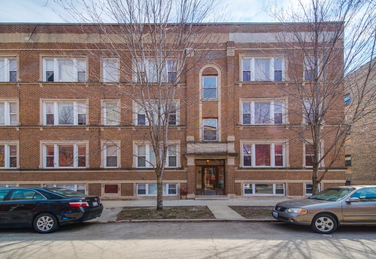 Foto principal - 6721 N Lakewood Ave