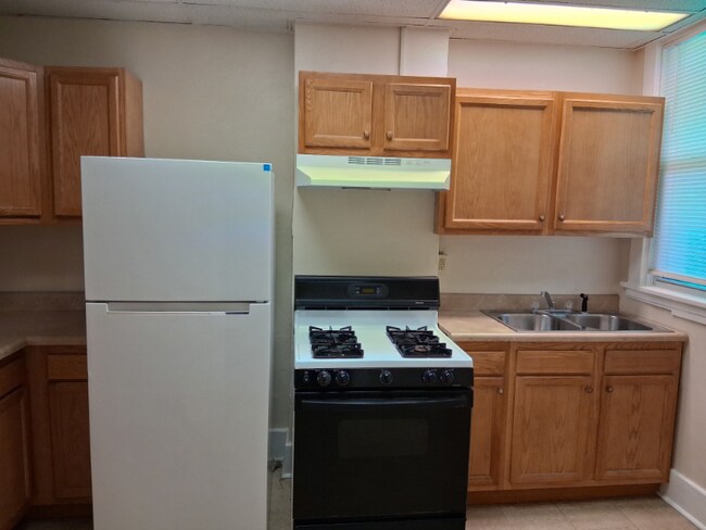 Foto del edificio - 433 Maplewood Ave