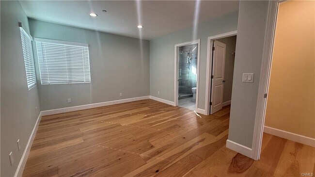 Foto del edificio - 3344 Brandon St