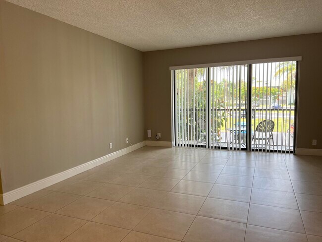 Foto del edificio - 3606 Alder Dr