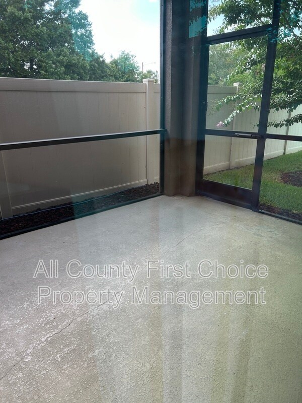 Foto del edificio - 6830 40th Ln N