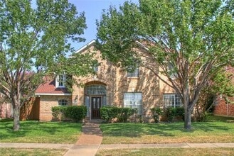 Building Photo - 4551 Hawkhurst Dr