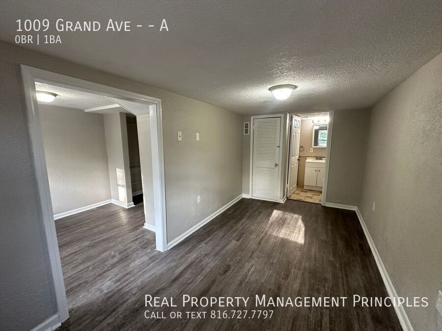 Foto del edificio - 1009 Grand Ave
