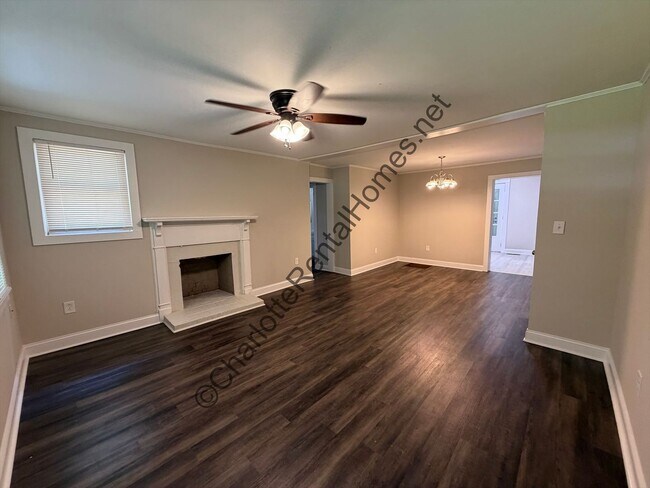 Foto del edificio - 2250 Gastonia Hwy