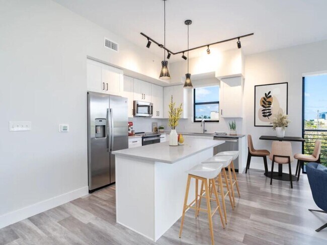 Foto del edificio - 1301 Alpha St