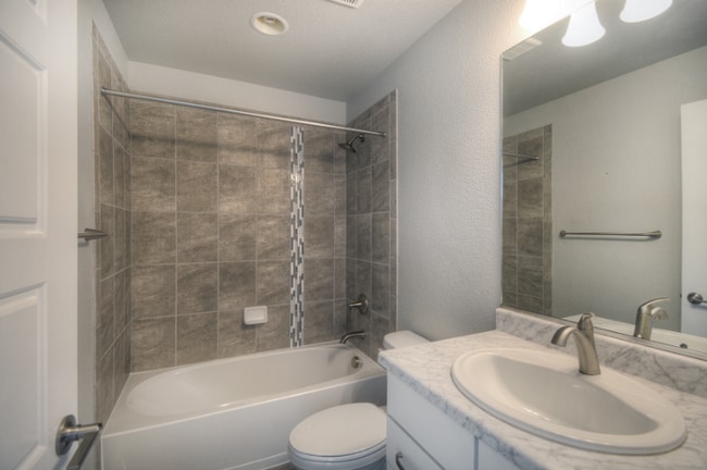 Foto del edificio - 7463 Lewis Clark Trl