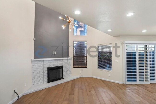 Building Photo - 5307 Port Sailwood Dr