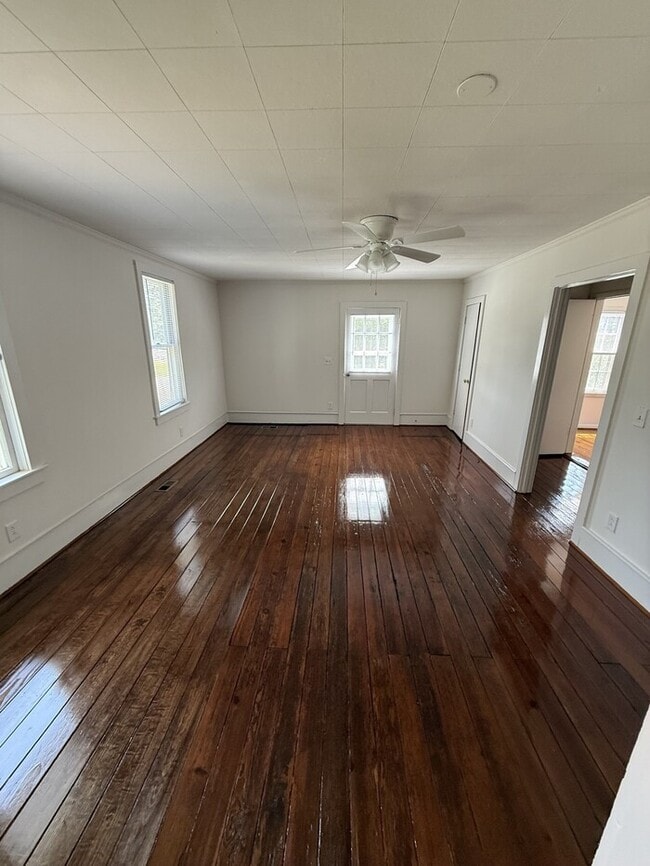 Foto del edificio - 3 bd 2 ba House