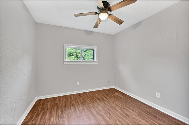 Foto del edificio - 601 Booker T Washington St