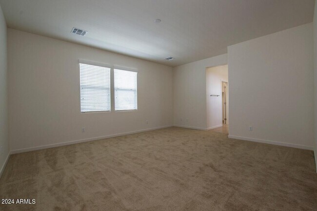 Building Photo - 2605 S 106th Way