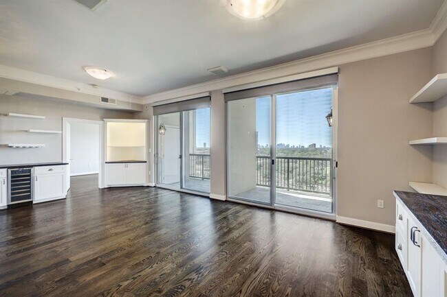 Foto del edificio - 3333 Allen Pkwy