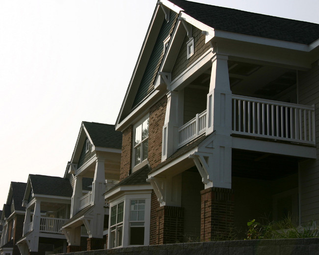 Nia Point Apartments Exterior - Nia Point