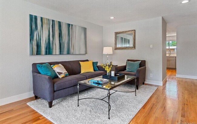 Foto del edificio - Beautiful Arvada Home Available Soon