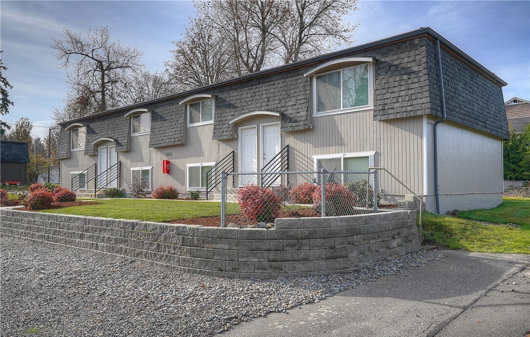 Primary Photo - 13502 98th Avenue Ct E